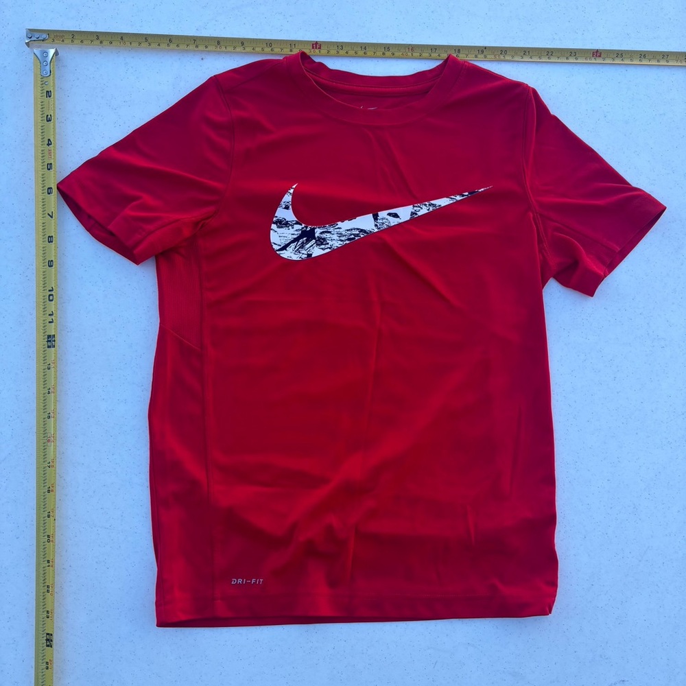 Nike Youth Large Shirt